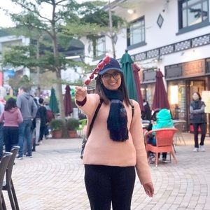 Meet your Posher, Clariz